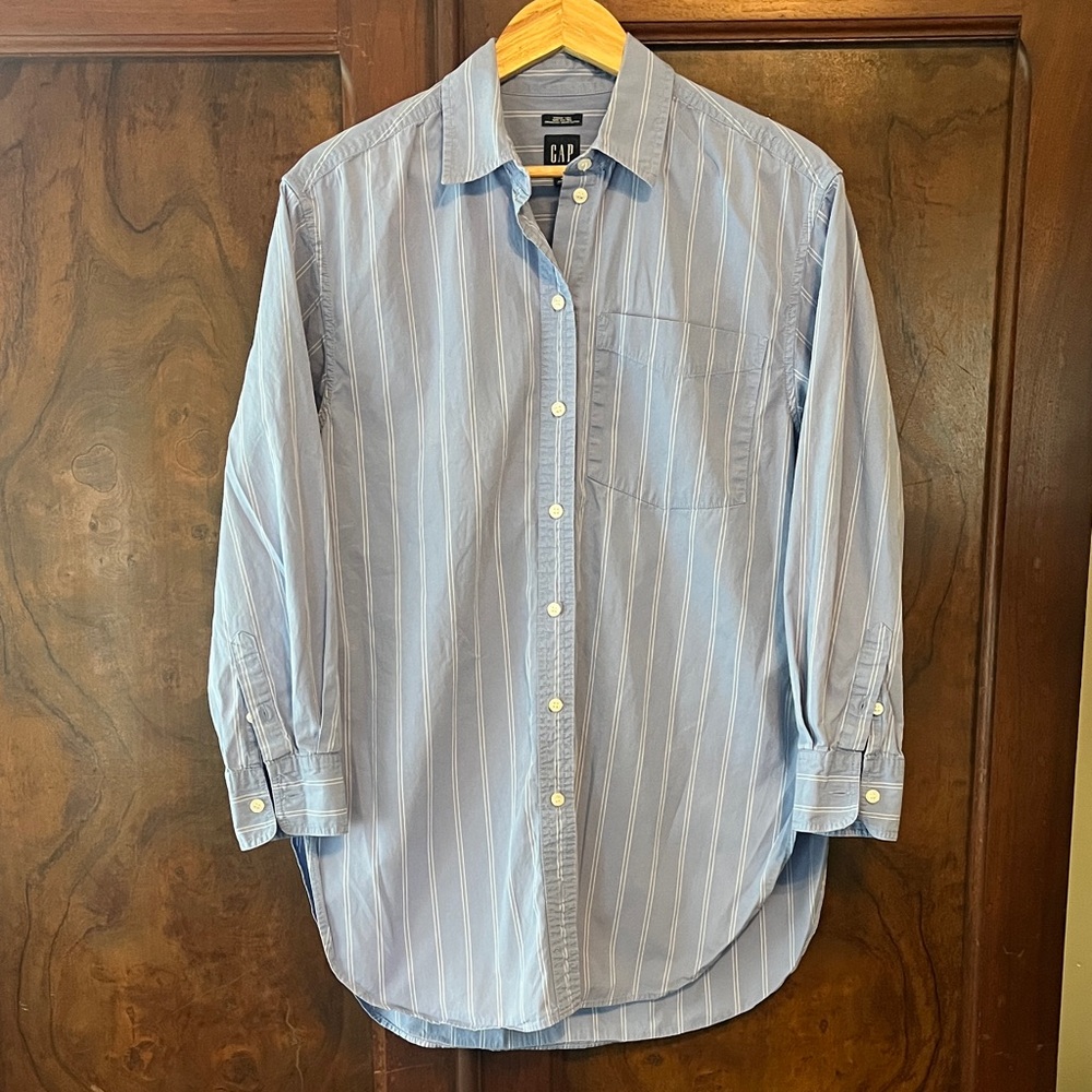 GAP Weekend Tunic Blue with White Stripe Button Down Shirt